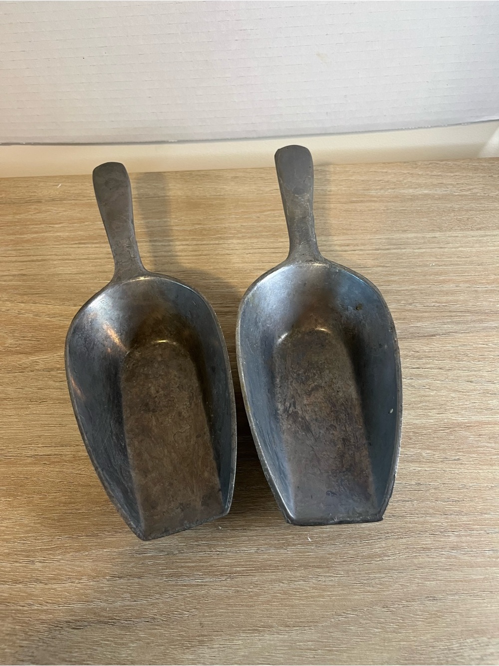 Metal Utility Scoop - Dark Gray Finish